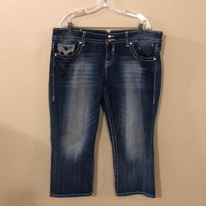 Vigoss USA Jean capris size 15/16W 21